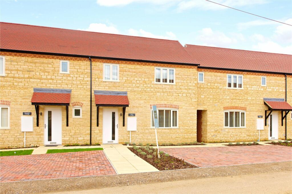Main image of property: Cuckoo Hill Farm ,Castlethorpe Road, Hanslope, Milton Keynes, Buckinghamshire, MK19