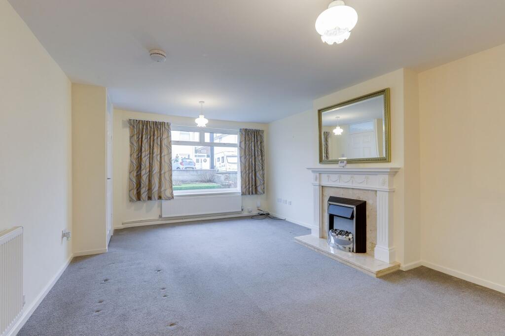Auckland Road, Hucknall, NG15 photo 4