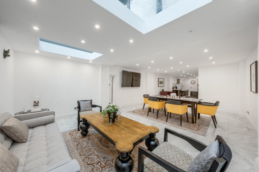 House in London - View 4