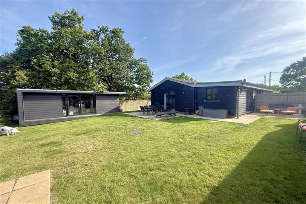 House in Braintree, Wethersfield - View 4