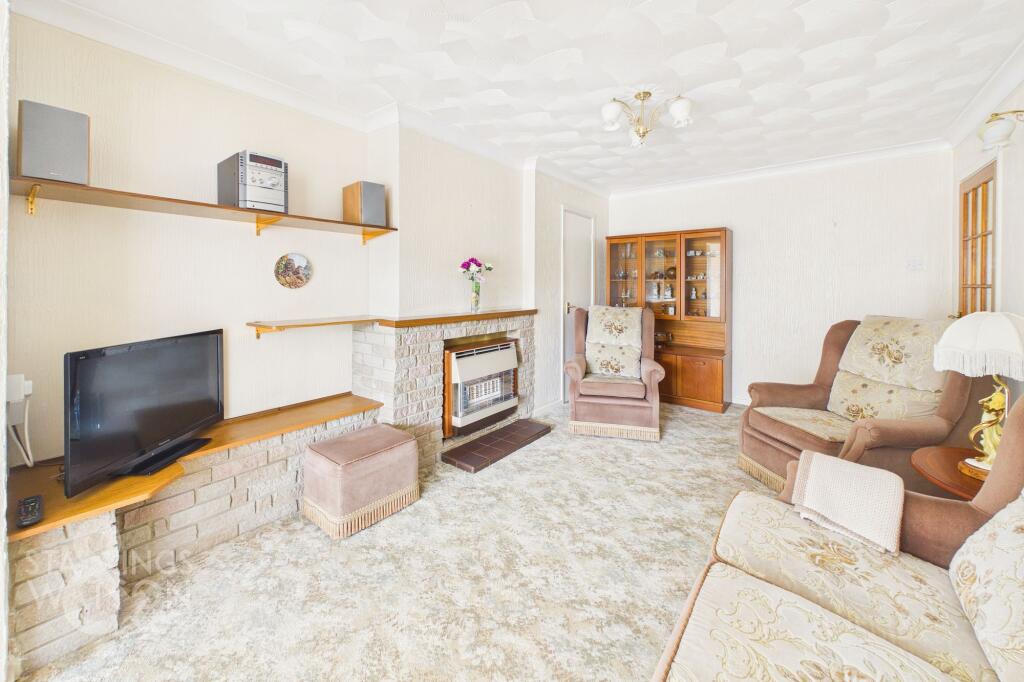 House in Broadland, Thorpe St Andrew - More