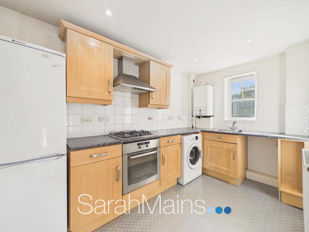 Redgrave Close, St James Village, Gateshead, NE8 photo 3