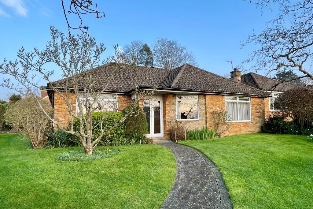 Main image of property: Wrayfield Avenue, Reigate, RH2