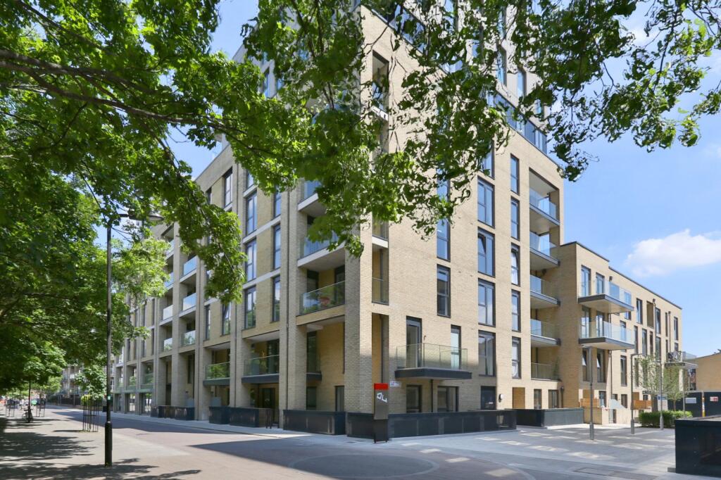 3 bedroom maisonette for rent