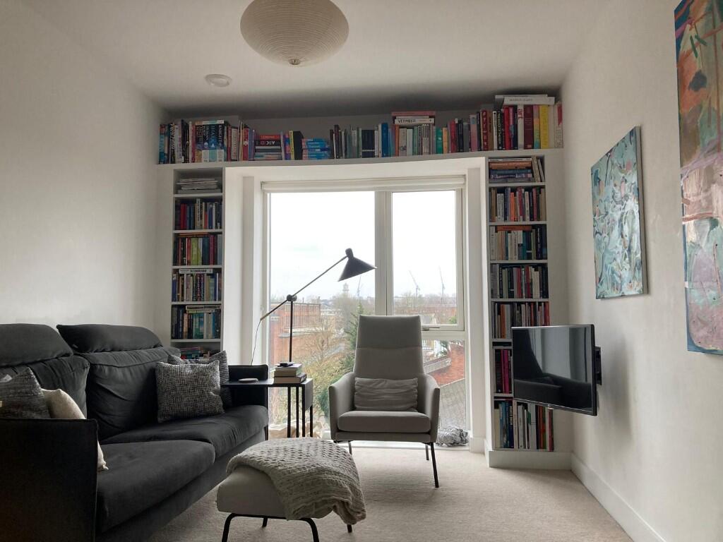 Main image of property: Holloway Road, London, N7