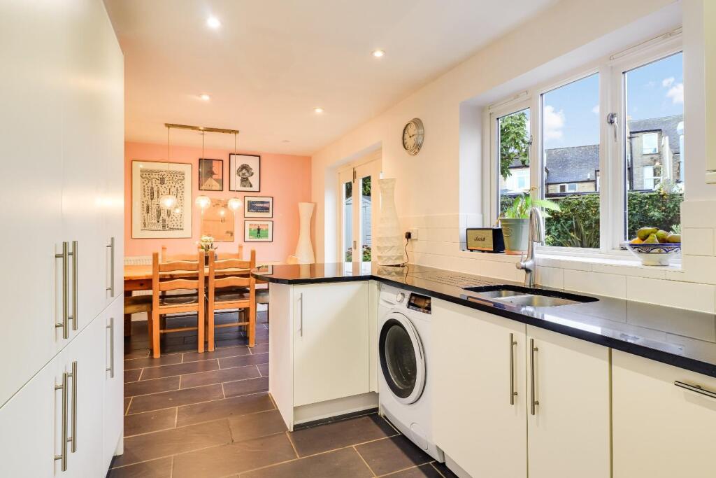 House in Cambridge, Petersfield - View 5