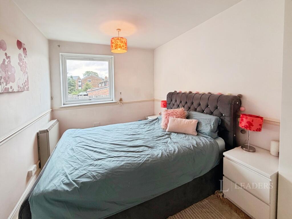 Apartment in Birmingham - More
