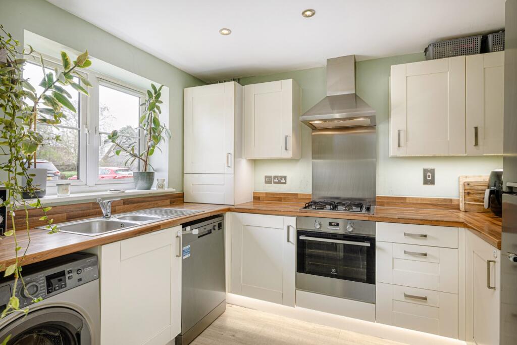 Hailes Wood, Elsenham, Bishop's Stortford, Essex, CM22 photo 2