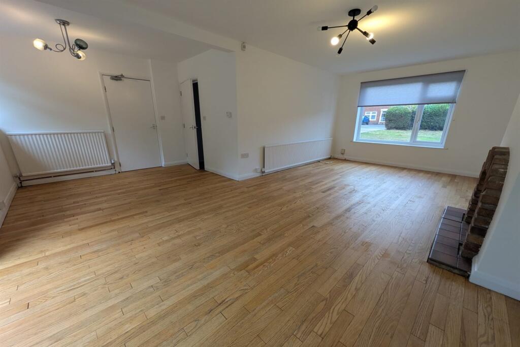 House in Nottingham - View 5