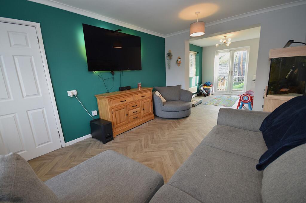 House in Macclesfield, Weston - View 4