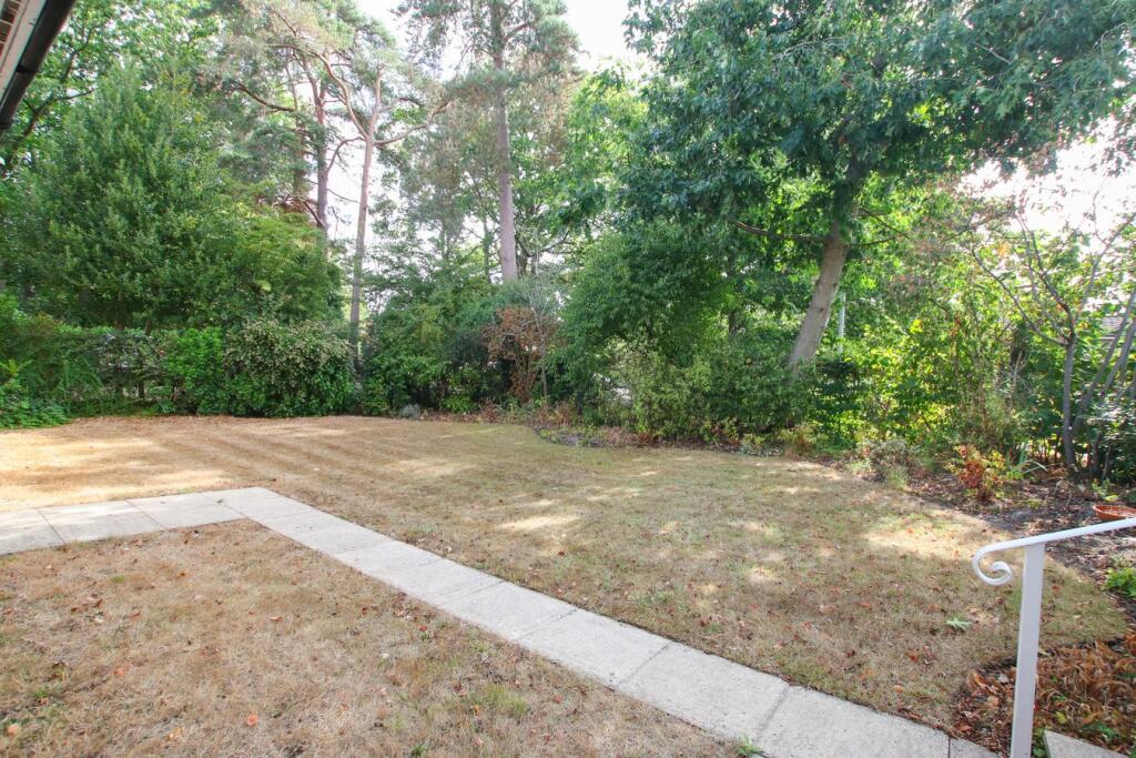House in Finchampstead - View 3