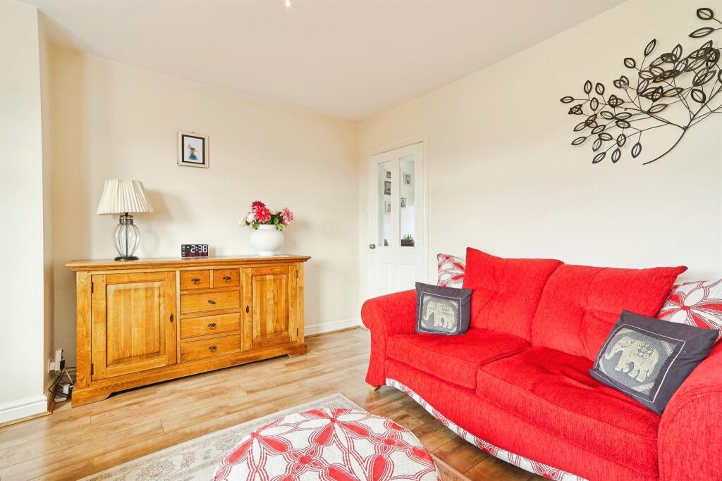 House in Leeds, Larkfield, Rawdon - View 5