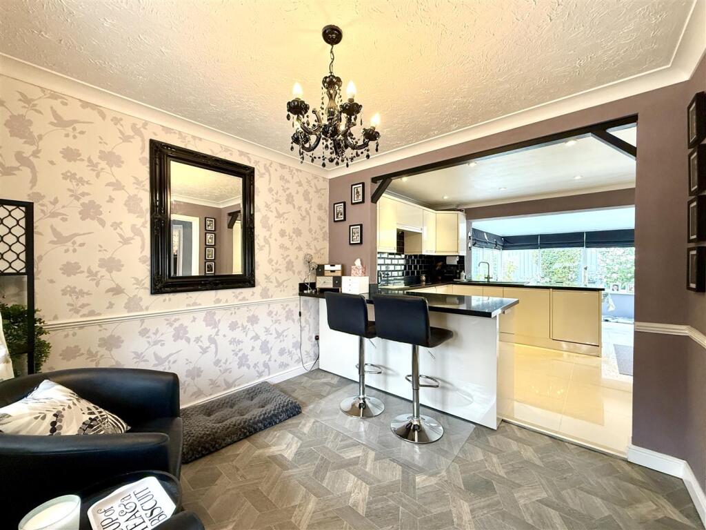 Thackeray Grove, Stowmarket photo 4
