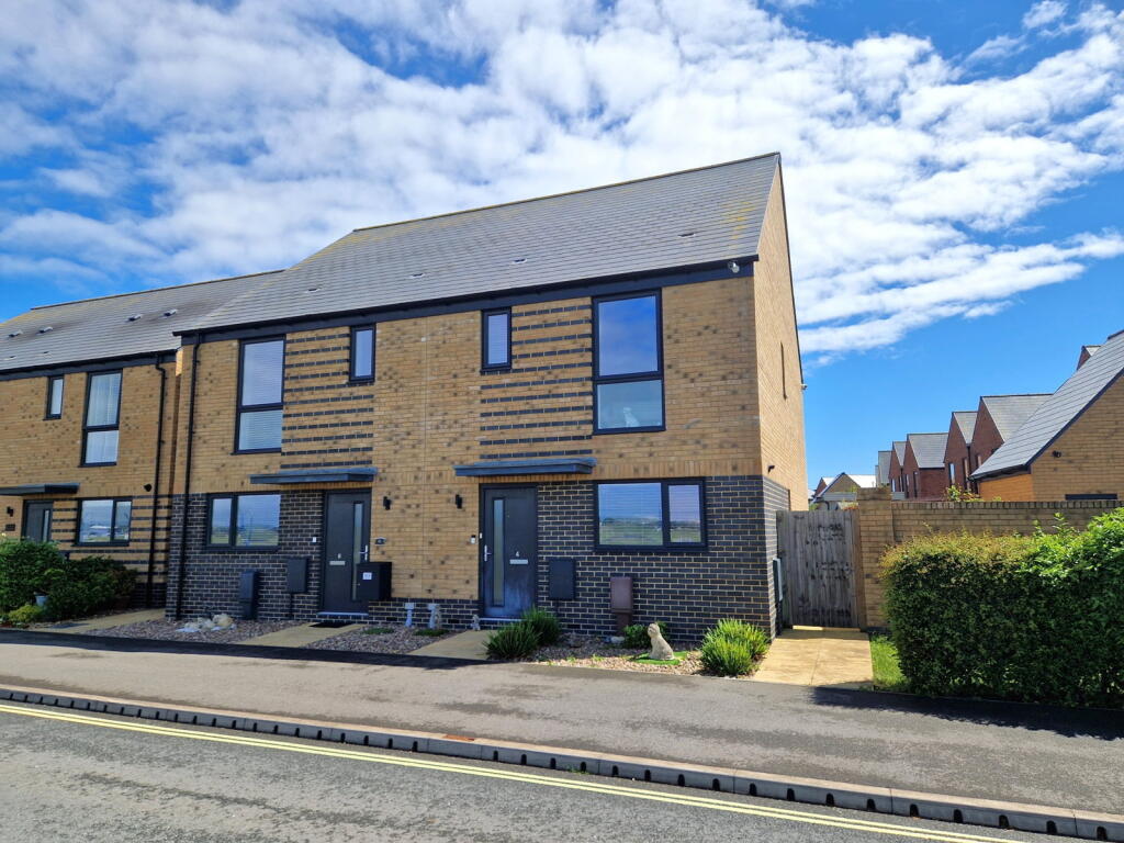 Main image of property: Daedalus Drive, Lee on Solent, PO13 9FG