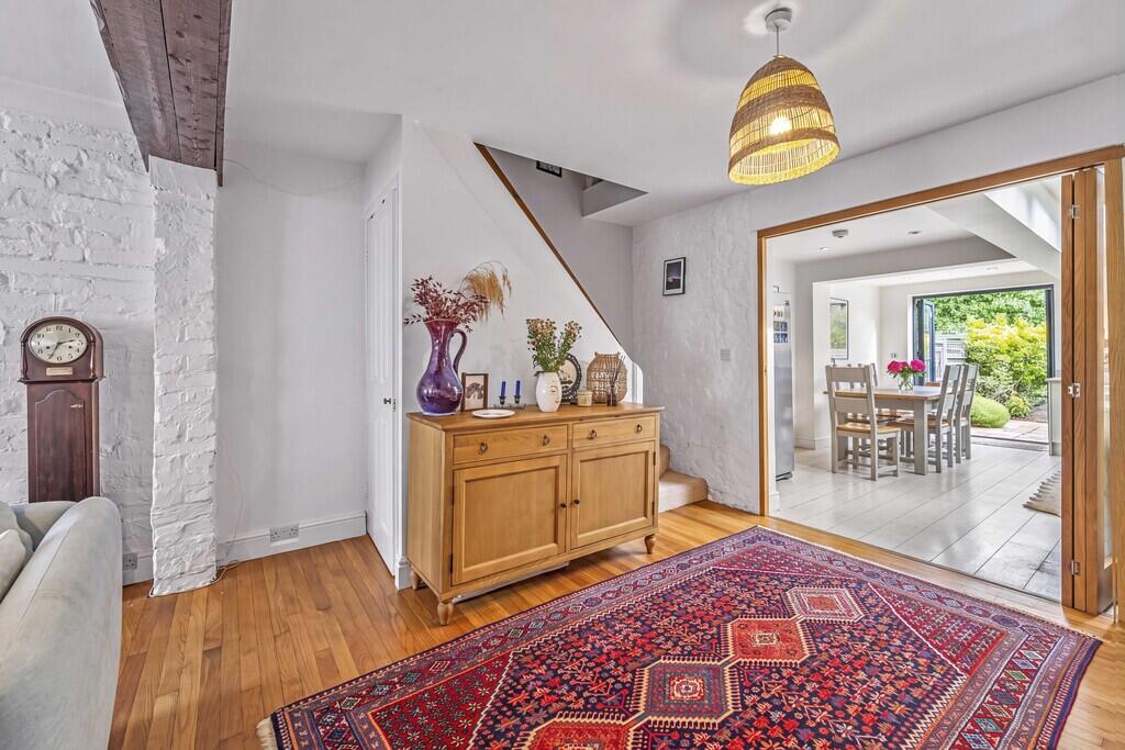House in Twickenham - View 3