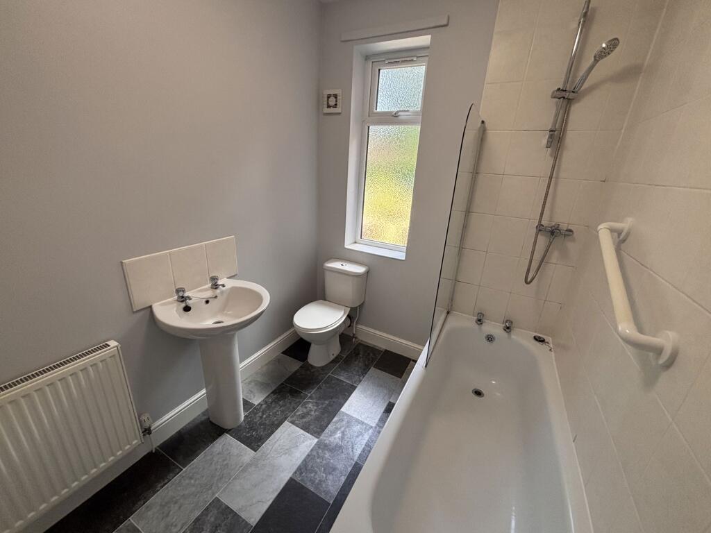 Apartment in Newcastle upon Tyne, South Gosforth - More
