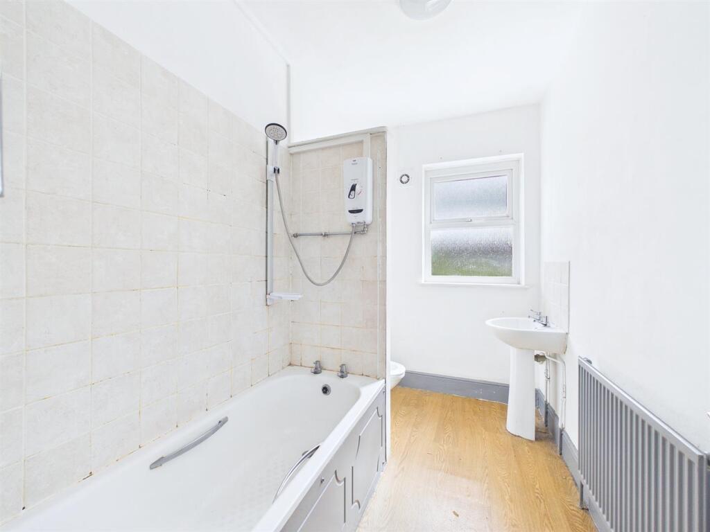 House in Bristol, Greenbank, Easton - More