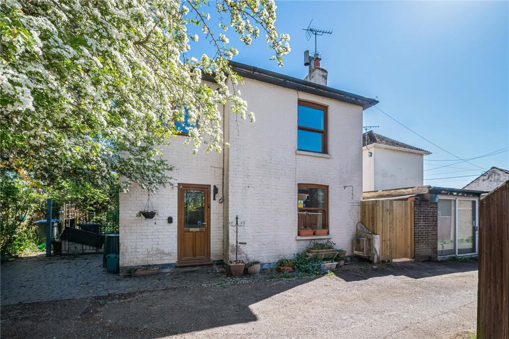 Main image of property: London Road, Burgess Hill, West Sussex, RH15