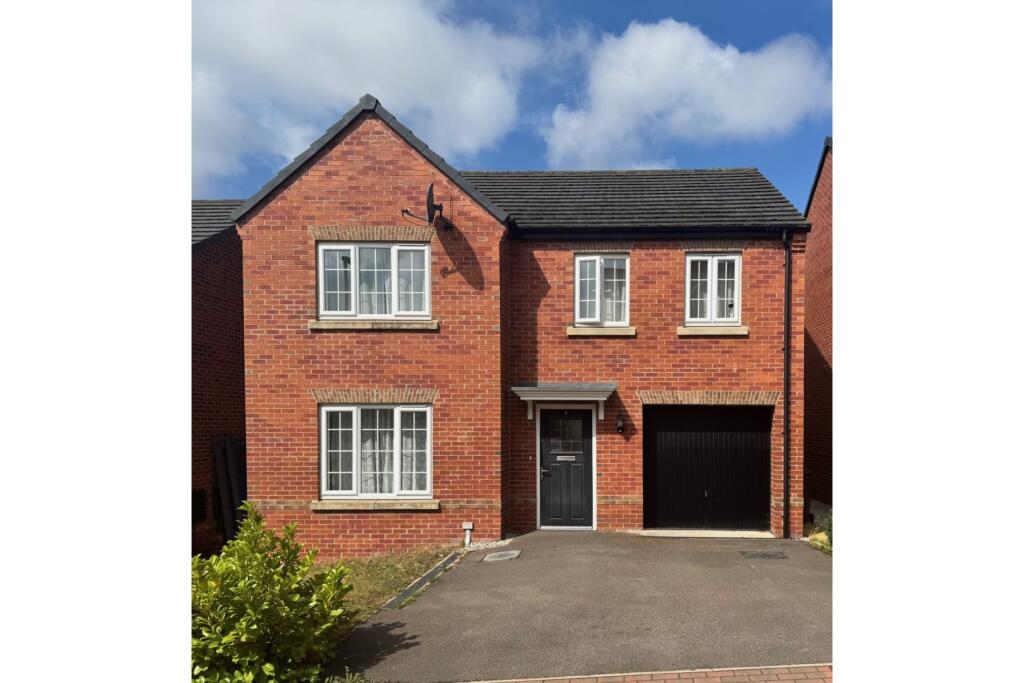 4-bed detached on Topcliffe Way, Castleford, WF10, £360,000