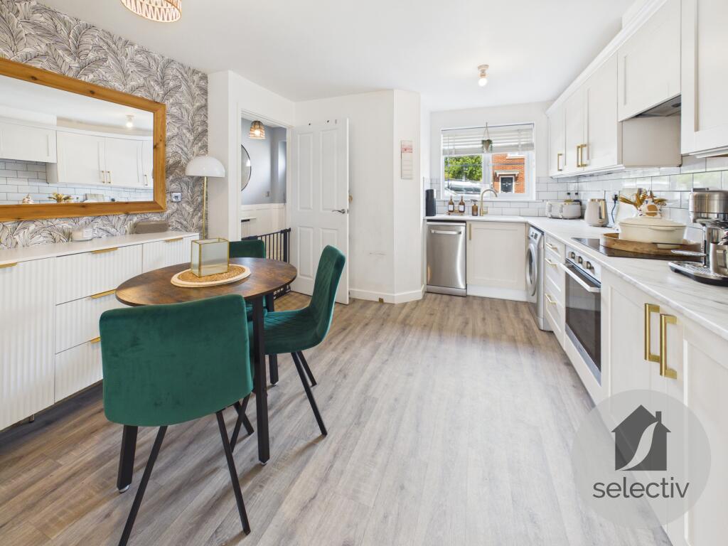 House in Stockton-on-Tees - More