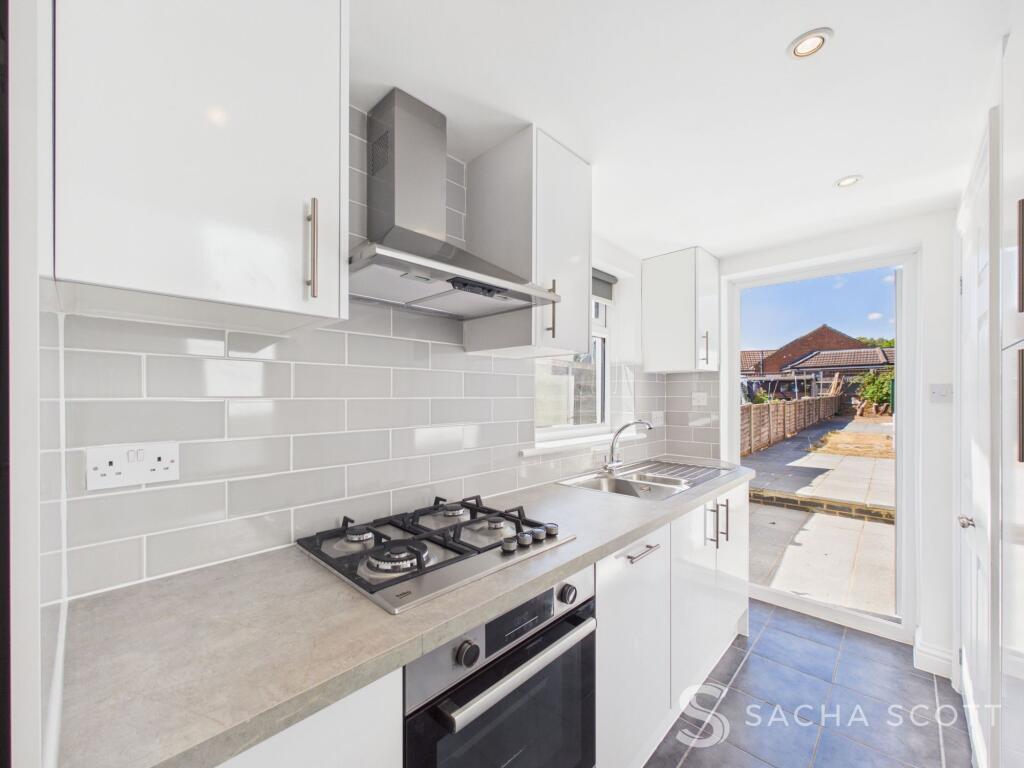 House in Kingston upon Thames - View 3