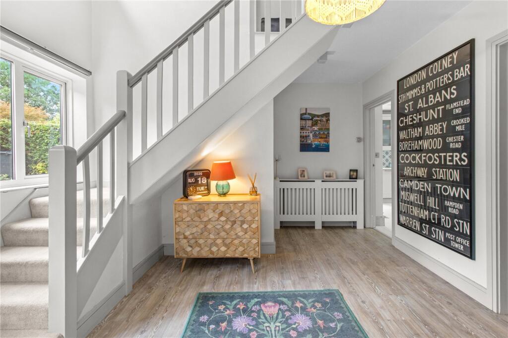 House in Tonbridge - View 4