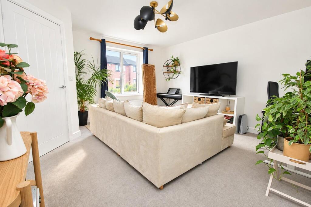 House in Portsmouth - View 4