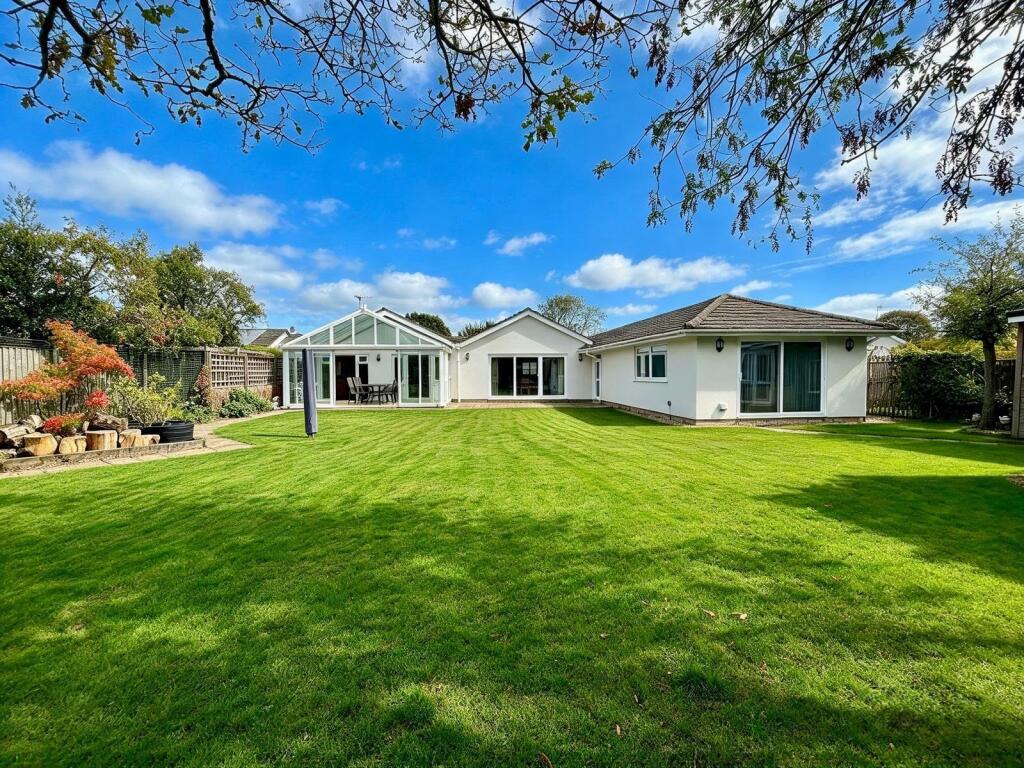 House in Lydiard Millicent, Wiltshire - View 4