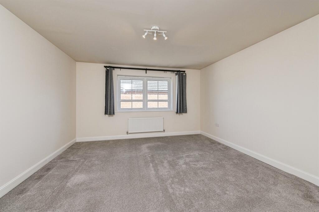 Windsor Road, Dewsbury photo 3