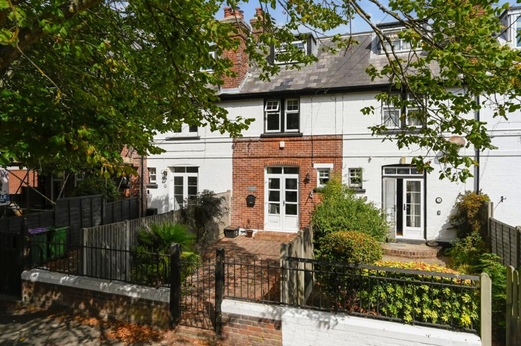 Main image of property: St Andrews Road, Littlestone, New Romney, Kent, TN28