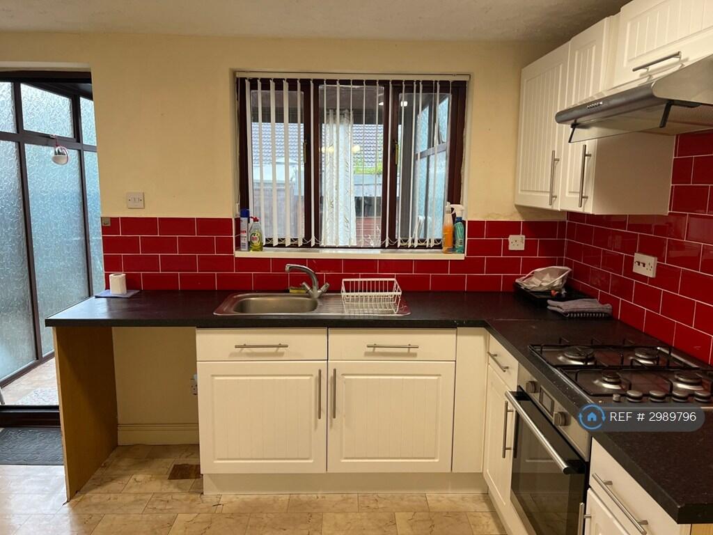House in Hull - More