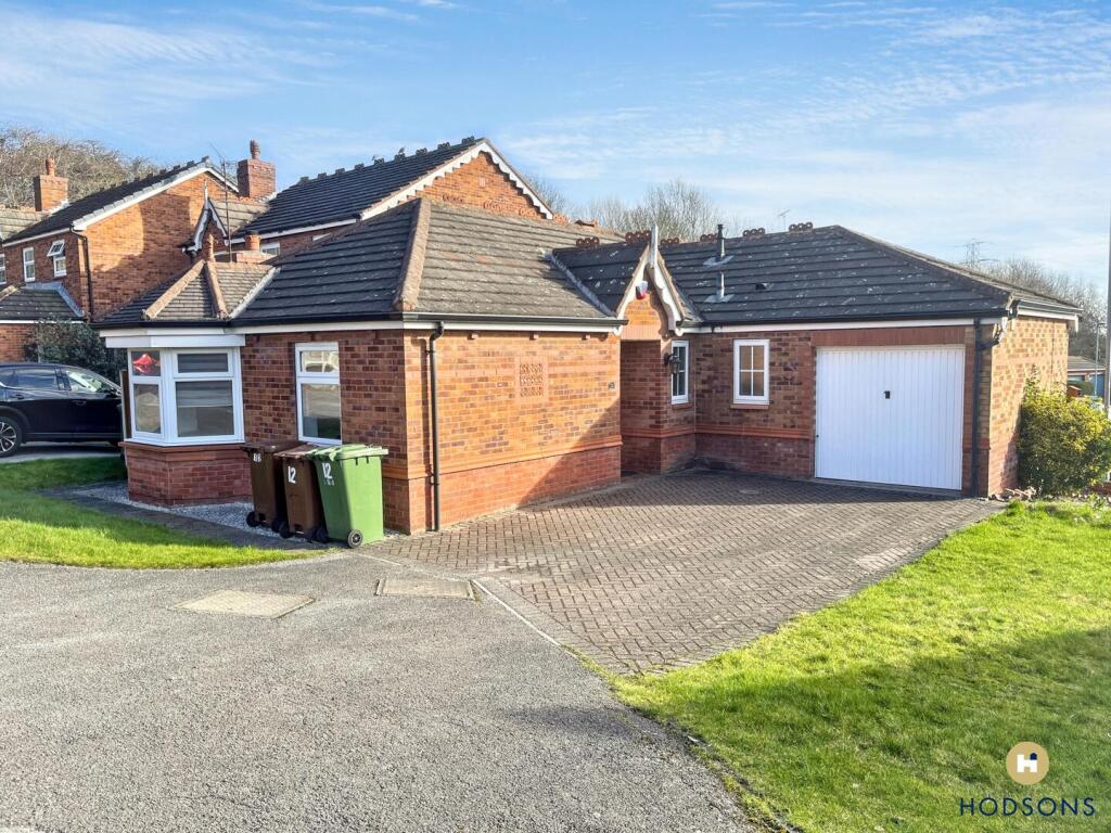 Main image of property: The Hawthorns, Wakefield