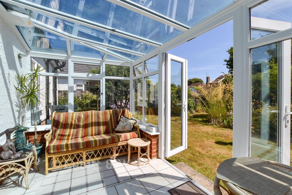 Felpham Gardens, Bognor Regis, West Sussex