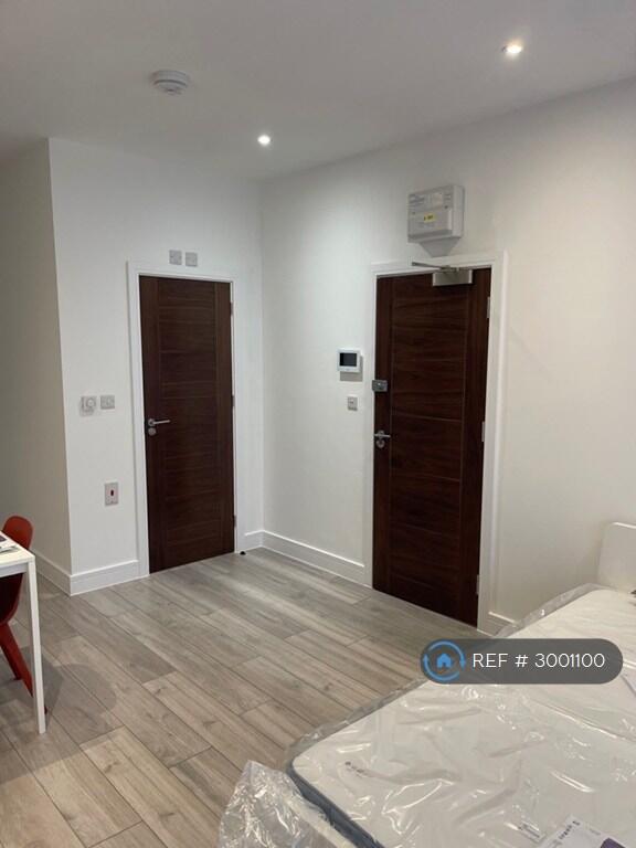Apartment in London, Finsbury Park - View 5