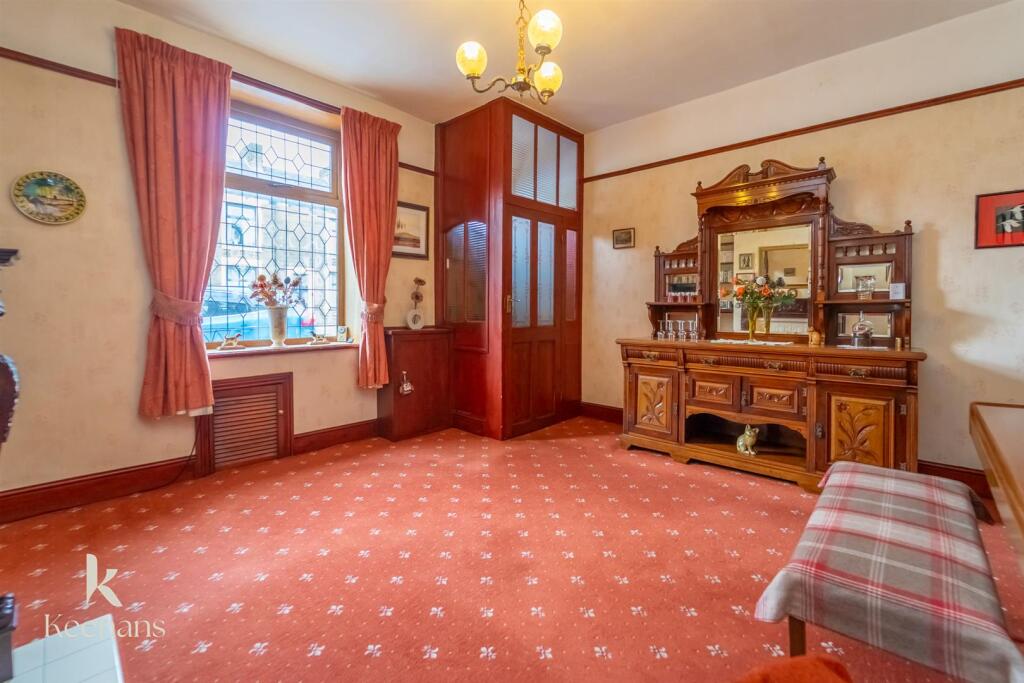 House in Hyndburn, Enfield - View 4