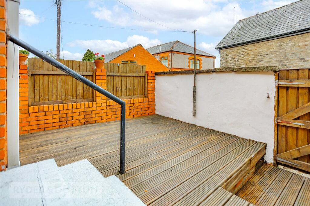 House in Oldham - View 3