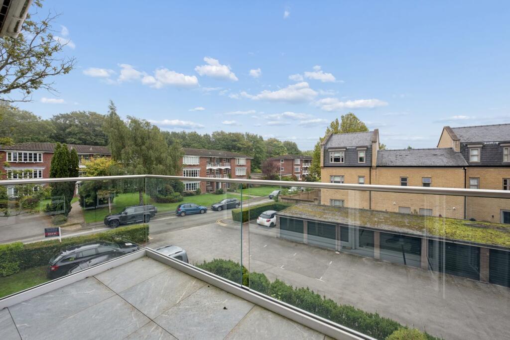 Apartment in Stockport - View 5