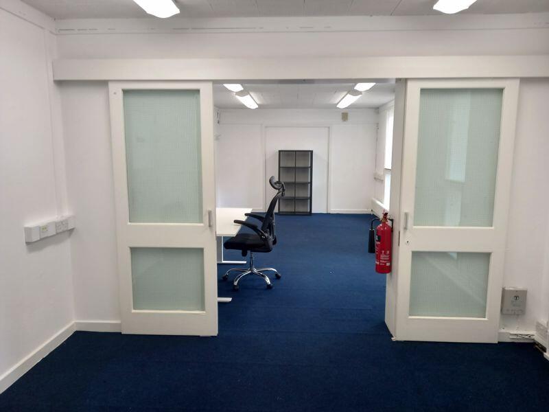 Photo 16