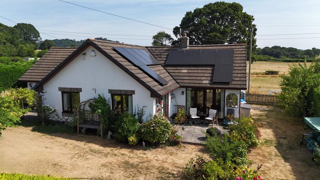 Main image of property: Llanvihangel Crucorney, Abergavenny, NP7