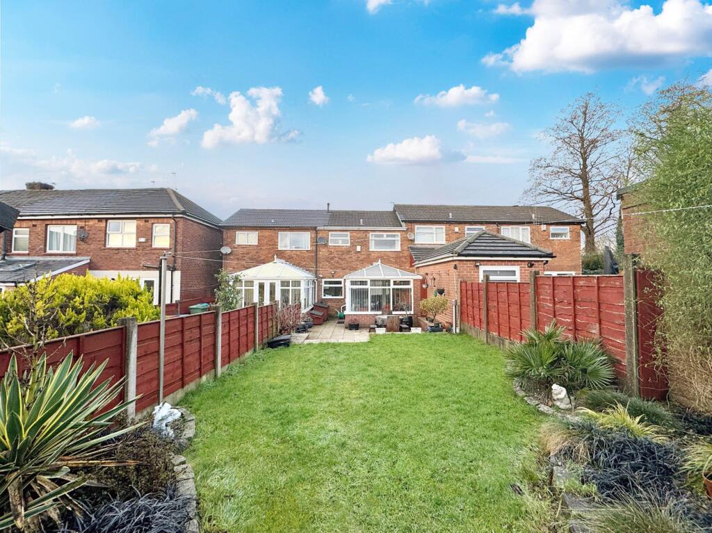 Houghton Street, Royton photo 2
