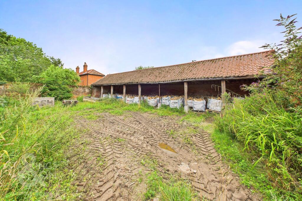 House in Broadland, Acle - View 4