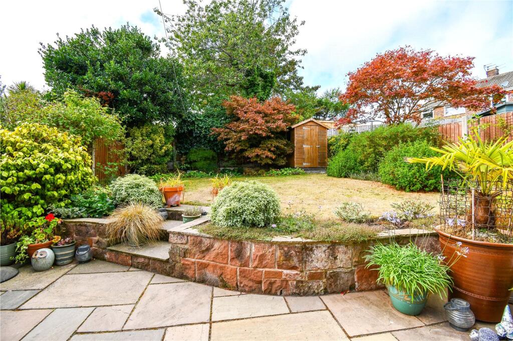 Gorsehill Road, Heswall, Wirral photo 4