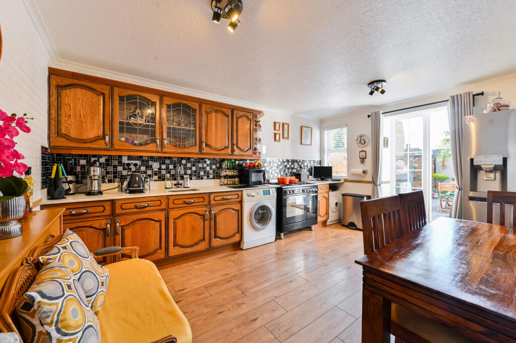 House in London - View 4