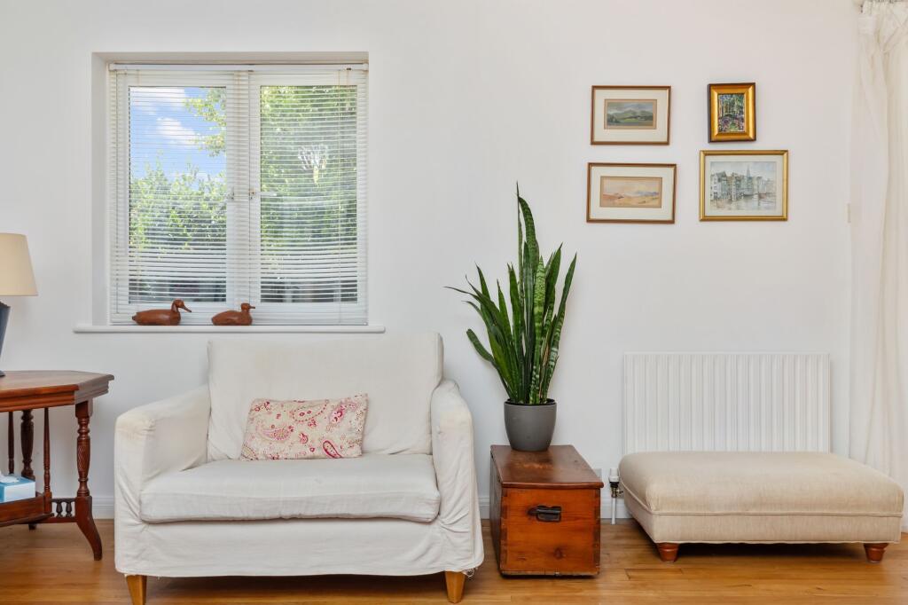 The Bramblings, Rustington, BN16 photo 4