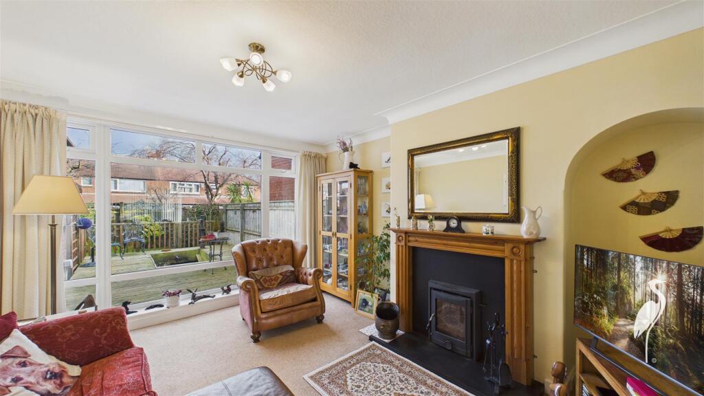 Lingdale Avenue, South Bents, Sunderland photo 2