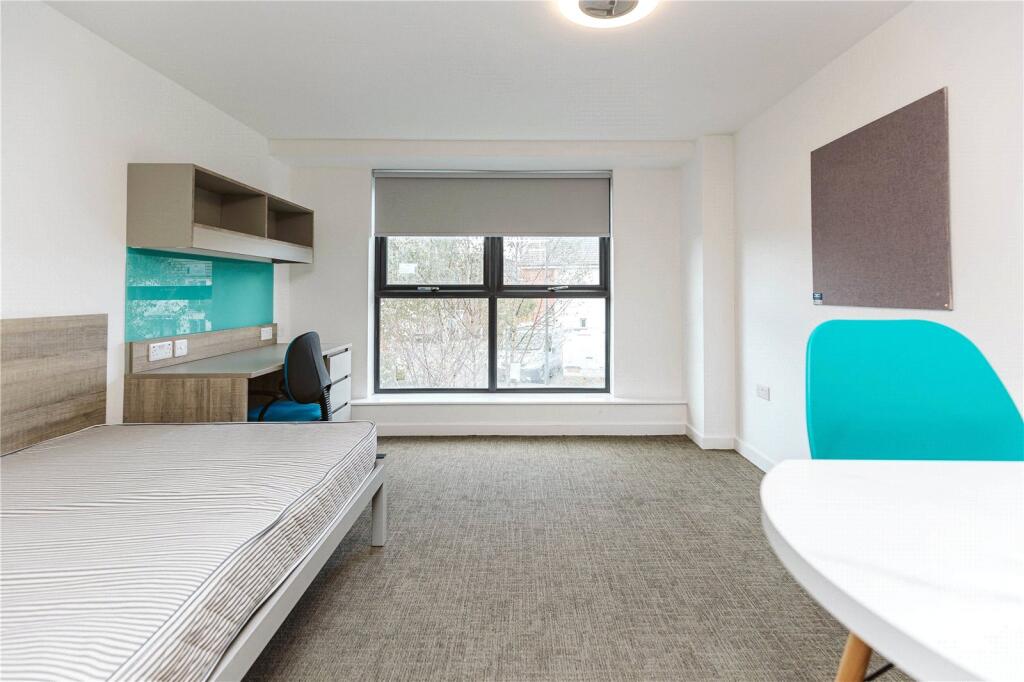 Main image of property: Cheswick Campus, The Square, Long Down Avenue, Bristol, BS16