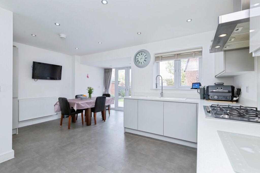 Stacey Avenue, Leicester, LE7 photo 4