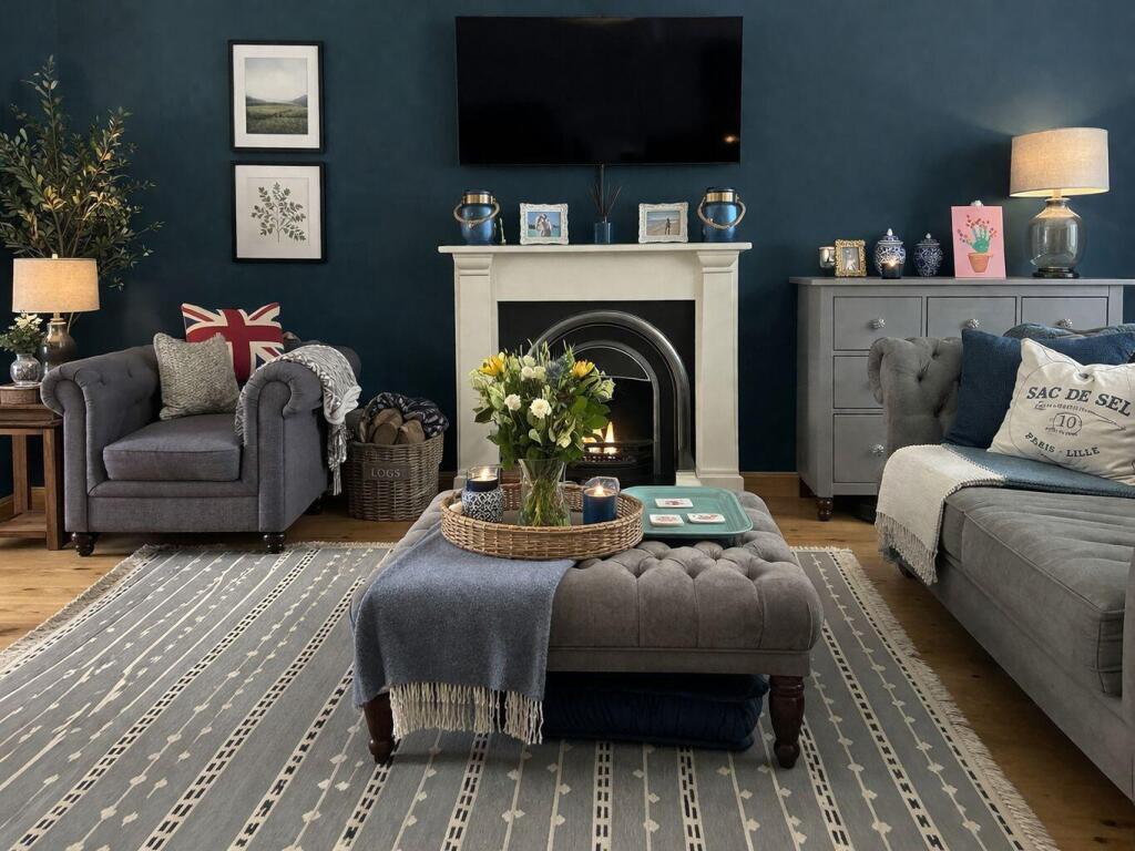 Main image of property: West Molesey, KT8