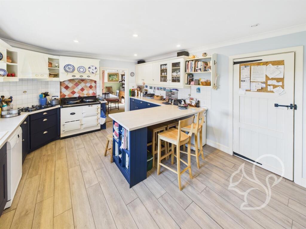 House in Colchester, West Mersea - More