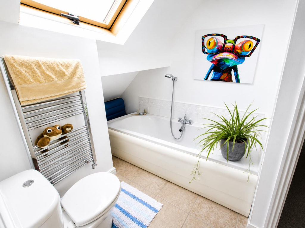 Apartment in Manchester - View 5